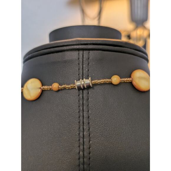 Round Gold Shell Bead Donut Jasper Pendant Barrel Clasp 18" Necklace - Picture 5 of 6